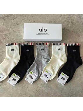 A10- ALO Yoga Women's Plaid Trim Half-Crew Socks 5-Pair Box Set - NWT